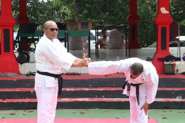 Persiapan Naik Pangkat Personel Polresta Barelang Ikuti Latihan