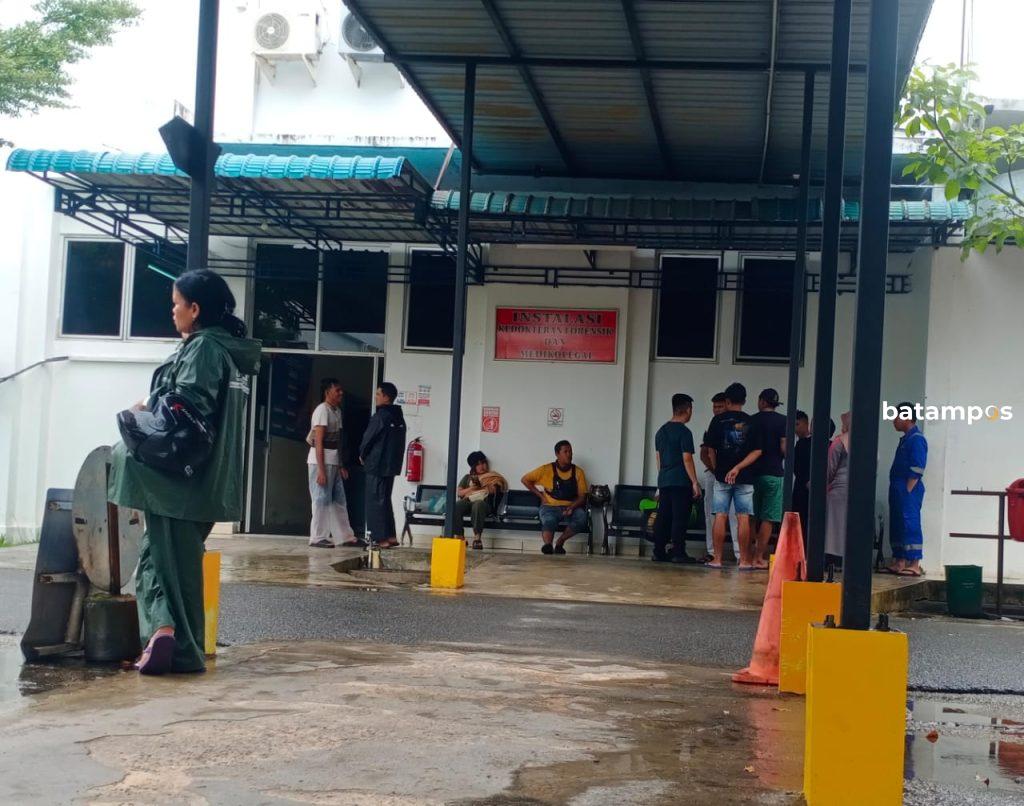 Kecelakaan kerja di pabrik palstik Kawasan Tanjunguncang, Batam. 