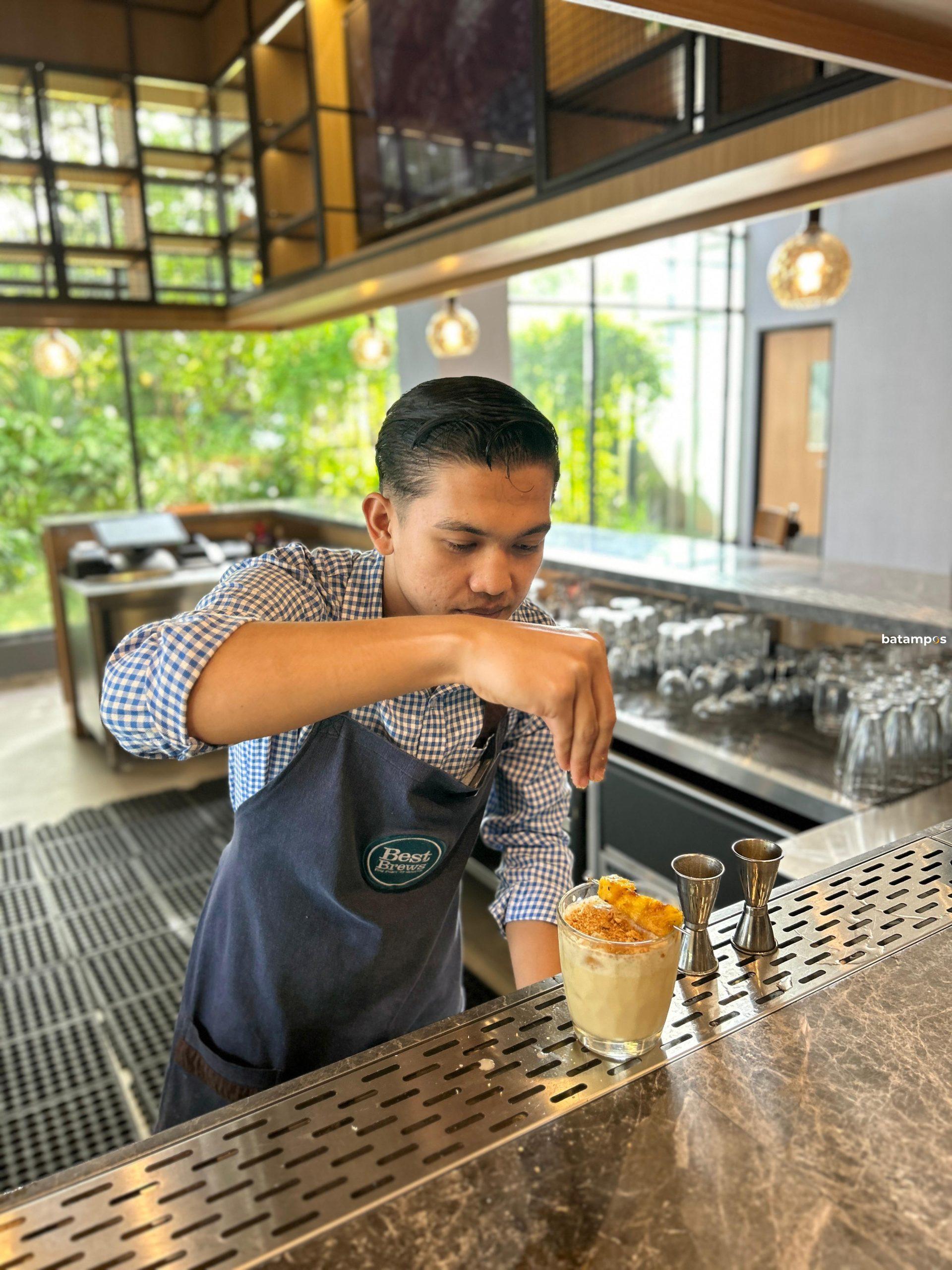 Moctail Nice Star & Brest Brew Hotel Four Points by Sheraton Batam