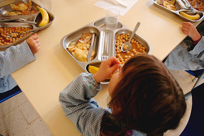 makan sekolah