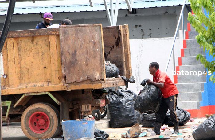 Angkut Sampah Dalil Harahap