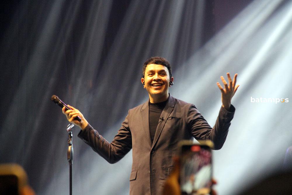 Tulus 4 F Cecep Mulyana di batam