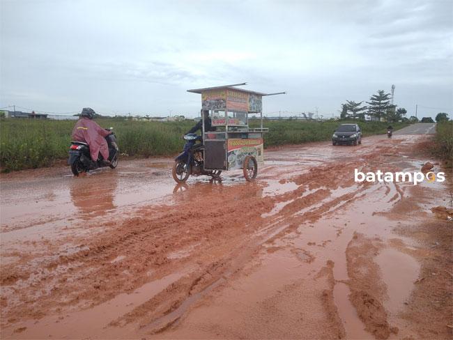 jalan rusak