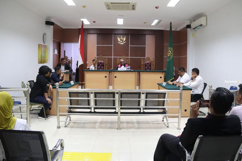 Sidang Praperadilan Kasus Rempang 2 F Cecep Mulyana 1 e1699286501806