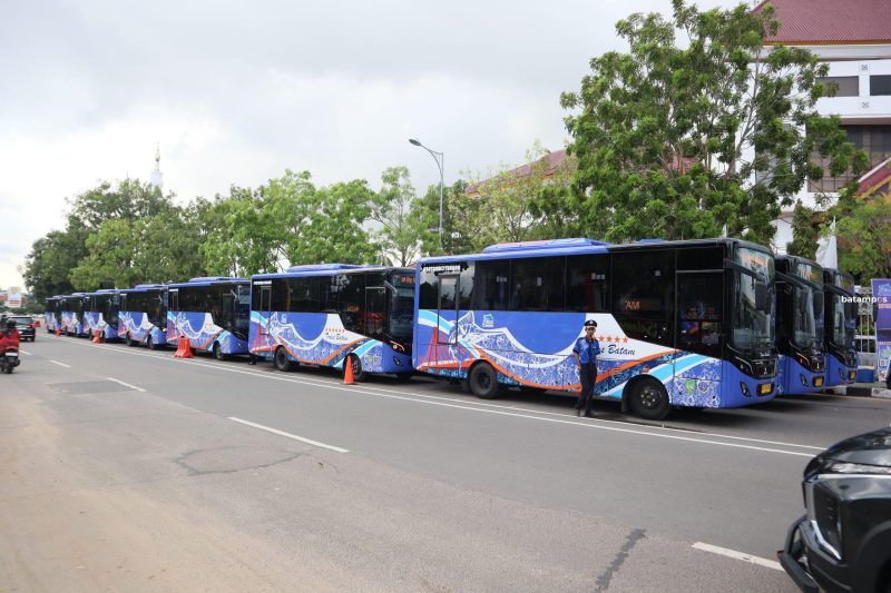 1 Bus Trans Batam 1 F Cecep Mulyana scaled e1703941180585