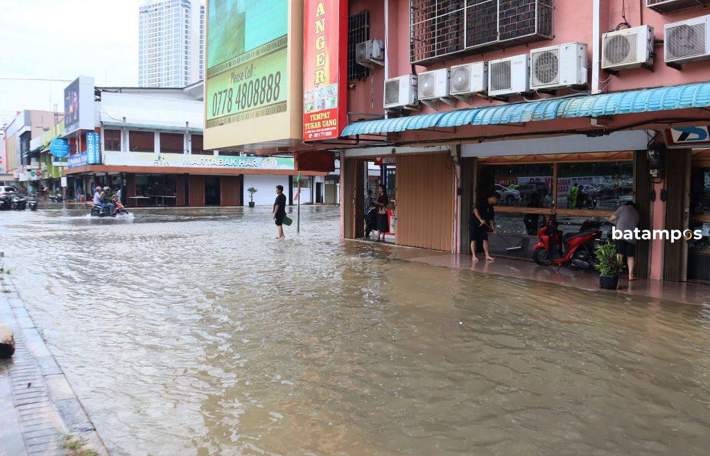 Banjir 4 F Cecep Mulyana